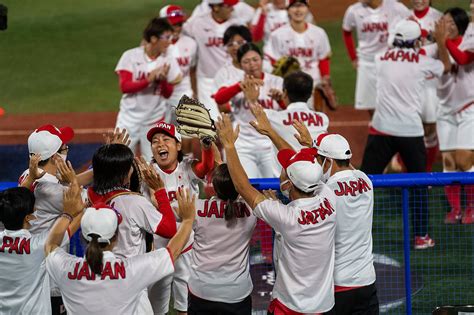 Olympic Softball Japan Beat The Us For The Gold Medal The New York