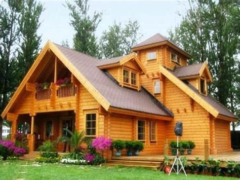 Karena tidak semua bidang dari pagar perlu diisi dengan batu alam. Rumah Kayu Cantik Di Malaysia | Desainrumahid.com