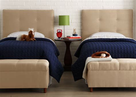 Matching Twin Beds For A Shared Room I M Wondering If I Shouldn T Consider Twin Beds In My