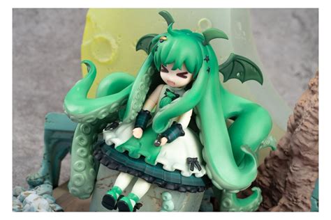 Absent Minded Master Of Rlyeh Chibi Cthulhu Chan Dx Ver Fengrong