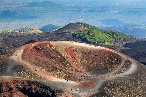 Are There Any Active Volcanoes In Europe Worldatlas Com