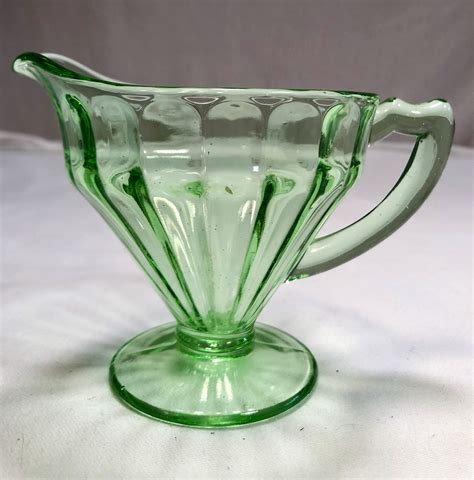 Vintage Green Depression Glass Sugar And Creamer Set Round Robin Pattern