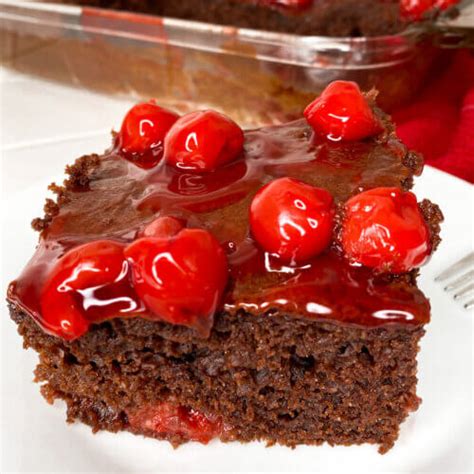 Easy Chocolate Cherry Cake Grannys In The Kitchen