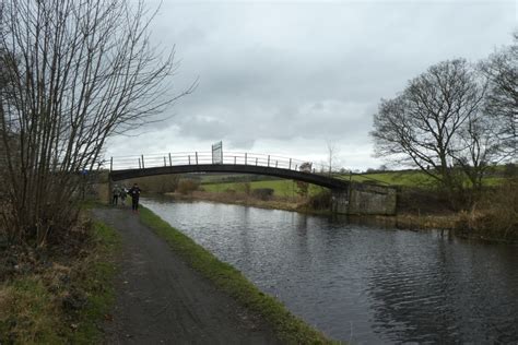 Closed Footbridge Over The Canal Ds Pugh Geograph Britain And Ireland