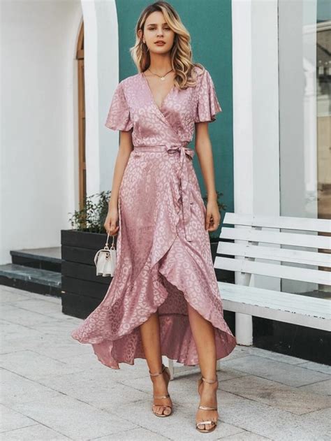 As a springtime wedding guest you should be able to treat yourself to a new dress, without having to stick to a weather report. Wedding Guest Dresses | Dress for the Wedding