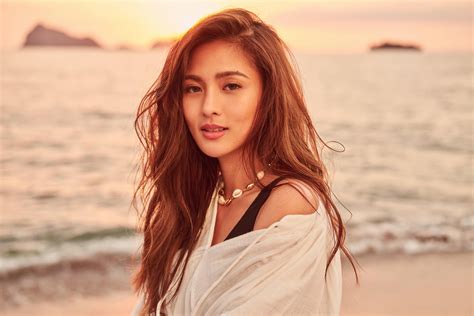 Kim Chiu S Makeup Artist Taught Us How To Get Her Beach Goddess Look—here S How Metro Style