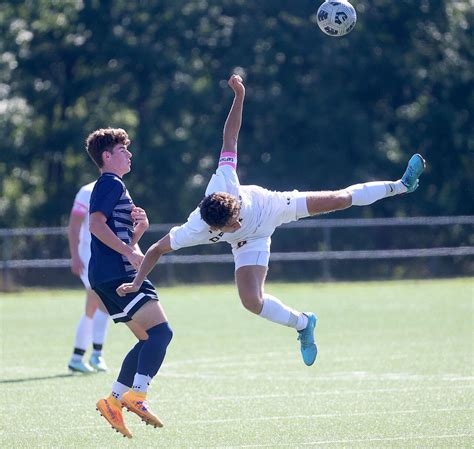 Statewide boys soccer group and conference rankings for Sept. 15 - nj.com