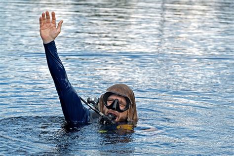Floridas Dr Deep Resurfaces After A Record 100 Days Living Underwater