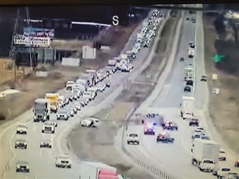 Crash On 41 Hampers Traffic For Miles - KFIZ News-Talk 1450 AM