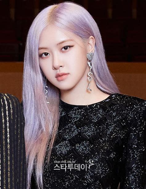 Now look at you now look at me look at you now look deo kamkamhan igose shine like the stars geu misoreul ttimyeo i'll kiss you goodbye shilkeot biuseora kkoljoeunikka ije neohi. BLACKPINK tiết lộ trong buổi họp báo toàn cầu: Jennie bị ...