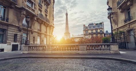 Your Guide To The Prettiest Insta Famous Spots In Paris Sunset Views