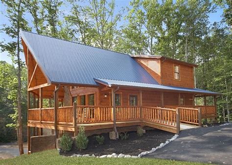 Maybe you would like to learn more about one of these? Luxury 4 Bedroom Gatlinburg Cabin with Private Home ...