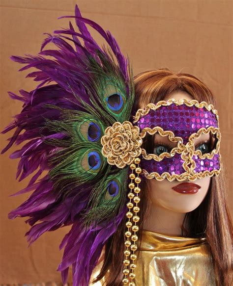 Hand Crafted Feather Mask Fm Mardi Gras Centerpieces Mardi Gras
