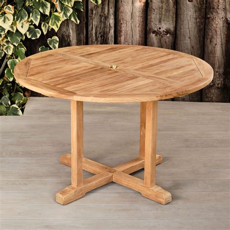 Teak Round Outdoor Table For Pubs Hotels And Golf Clubs