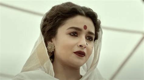 Gangubai Kathiawadi Trailer Alia Bhatt Is An Alpha Female In Bhansalis Film Bollywood News