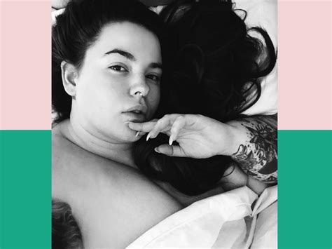Tess Holliday Wants You To Remember That Moms Of All Sizes Are Sexy Self