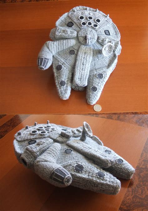Crochet, Amigurumi Millenium Falcon (Star Wars) by B. Crochet Amigurumi