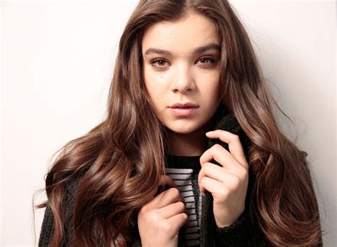 Hailee Steinfeld Joins Coming Of Age Drama For Stx