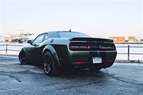 Wir haben das neue modelljahr 2019 mit nunmehr 727 ps von aec europe . 2019 Dodge Challenger SRT Hellcat Redeye Photo Gallery ...