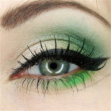 50 Stunning Christmas Green Eyeshadow Makeup Ideas You Must Know Cute