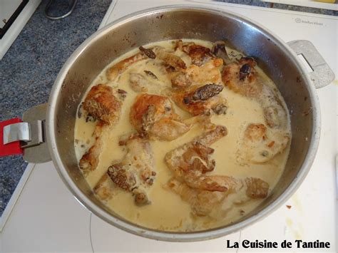 Poulet au vin jaune et aux morilles Crêpes parmentières Cuisine de