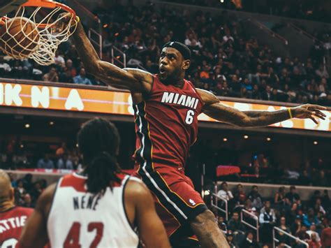 Basketball Wallpaper Lebron James Slam Dunk High Definitions Wallpapers