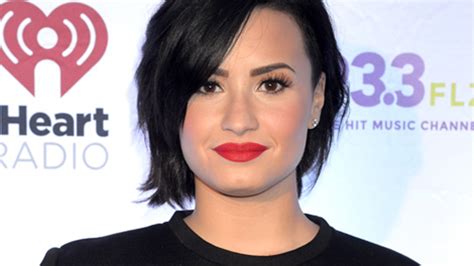 Demi Lovato Shows Off Natural Beauty In New Makeup Free Snap