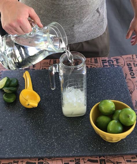 How To Make Fresh Limeade Slowpoke Cooking