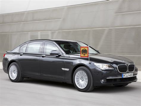 View photos, features and more. 2010 BMW 7-Series High Security Insurance Information