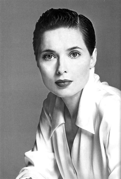 10 Amazing Photos Of Isabella Rossellini Miran Gallery