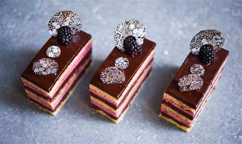 Fast, safe and private, introducing the latest version of the opera web browser made to make your life easier online. Create the most beautiful opera cake ever | Patisserie Makes Perfect