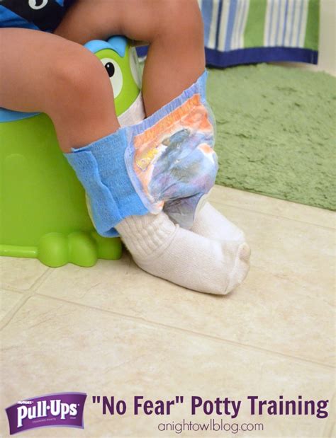 No Fear Potty Training With Huggies Pullupspottybreaks A Night Owl