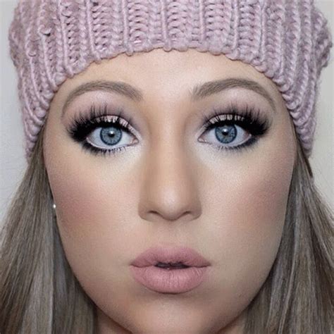 15 Winter Themed Face Makeup Looks And Ideas 2018 Modern