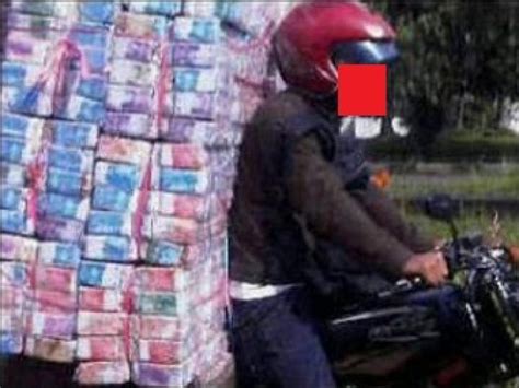 Saat ini untuk mencari gambar meme bukalah suatu hal yang sulit. Gambar Meme Lucu Pinjam Uang - Meme Lucu