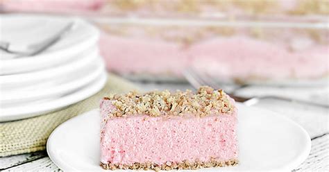 Or maybe you have a can lurking in the back of your cupboard, waiting to be transformed into something special? 10 Best Jello Dessert with Evaporated Milk Recipes | Yummly