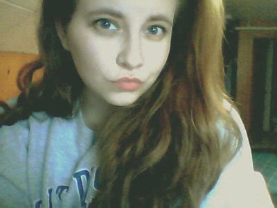 Have Some Low Quality Webcam Selfies Tumbex