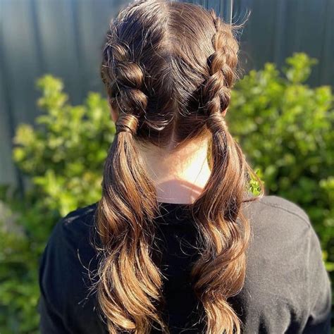 30 prettiest two braids hairstyles you ll obsess over for 2023