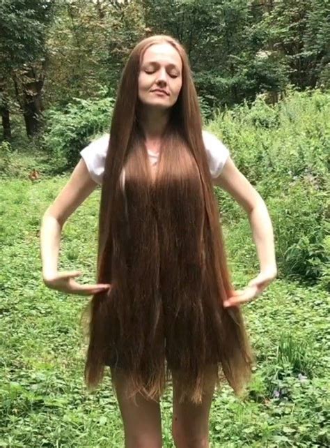 Video Rapunzels Walk In The Park Realrapunzels Long Hair Styles