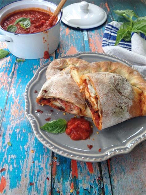 Slide the calzone onto the pizza stone (if using parchment you can slide the. Chicken Calzone Recipe • CiaoFlorentina