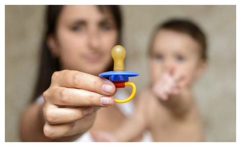 Study Suggests Mamas Who Suck Pacifiers For Babies May Help Prevent