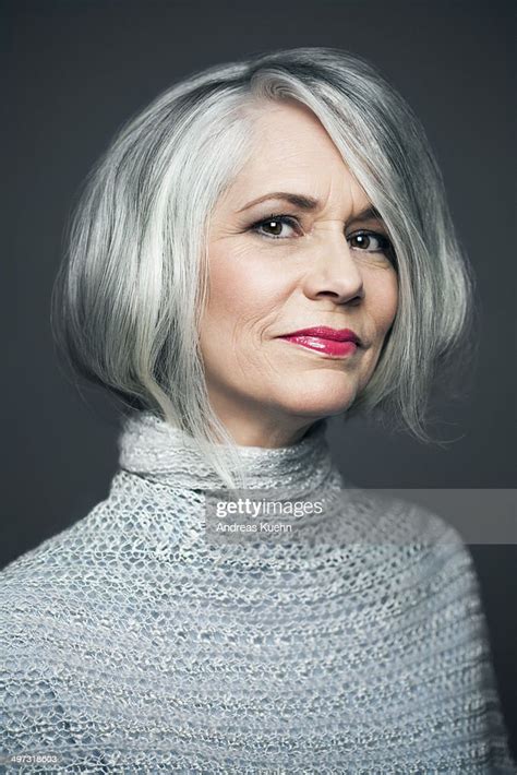 Grey Haired Lady With Red Lipstick Portrait Stockfoto Getty Images