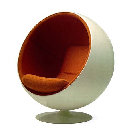The ball chair was designed by finnish furniture designer eero aarnio in 1963. Eero Aarnio Ball Chair.