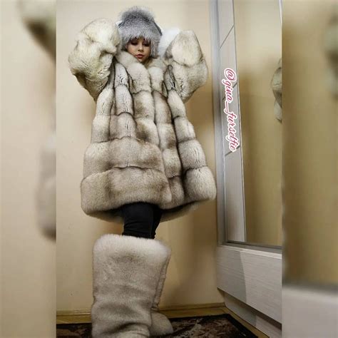 ♥it s all about the furs♥ on instagram “ gina furselfie and furselfie 🌟🌟🌟🌟…” fur furry coat