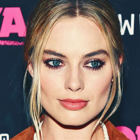 Margot Robbie Says She Found A Severed Human Foot On A Beach