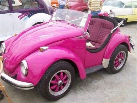Strange Little Pink Vw Convertible Pink Car Cute Cars Pink Vw Beetle