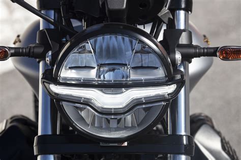 Puoi anche vendere la tua moto guzzi v9. Moto Guzzi V85 TT, V7, V9 Centenario 2021
