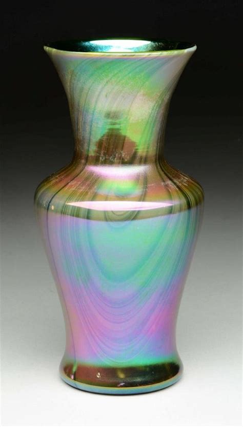 Imperial Art Glass Vase Mar 05 2017 Dan Morphy Auctions In Pa