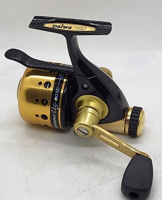 Daiwa Underspin Us Xd Closed Face Spin Cast Reel Gold Pristine