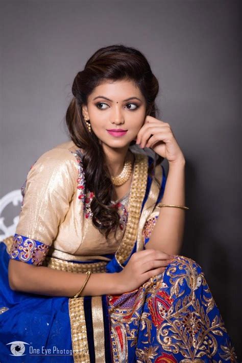 Bollywood actress photo gallery + join group. Actress Athulya Ravi Photo Gallery | Beautiful bollywood ...