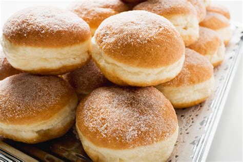 Recipe for Cream Filled Doughnuts